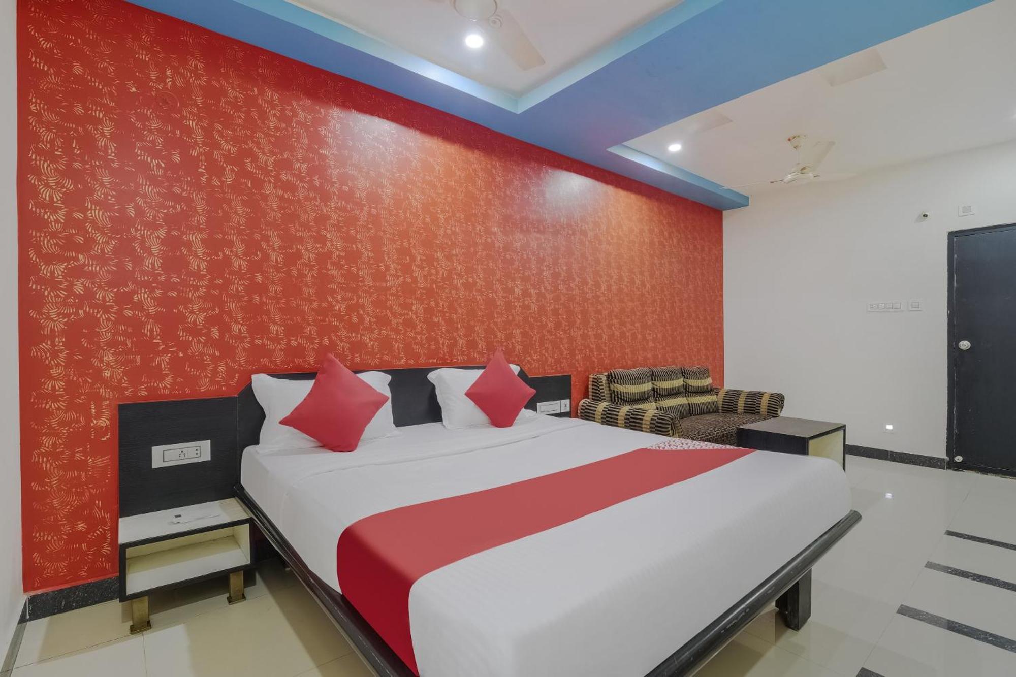 Super Collection O Ms9 Guest Inn Kurnool Buitenkant foto